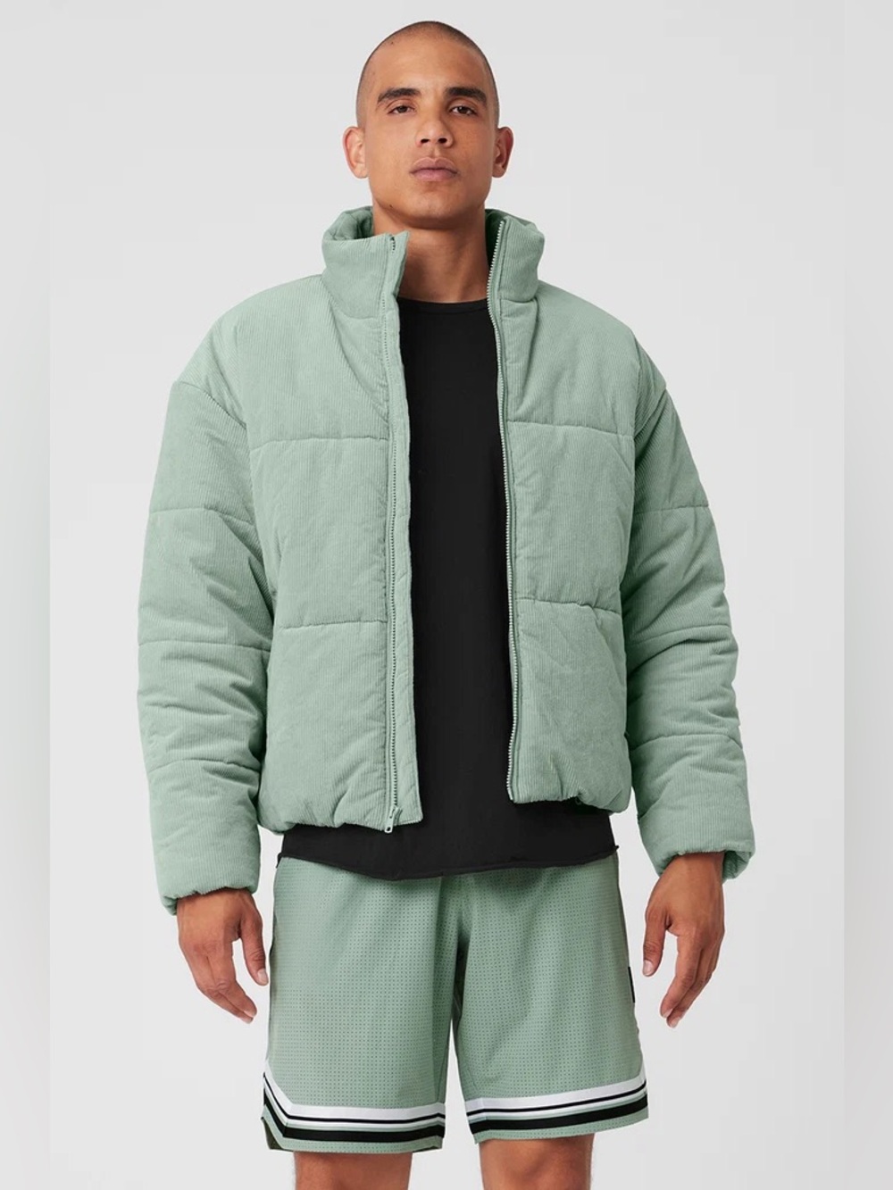 NWT New Alo Yoga Corduroy Stage Puffer in Icy Sage Size Medium